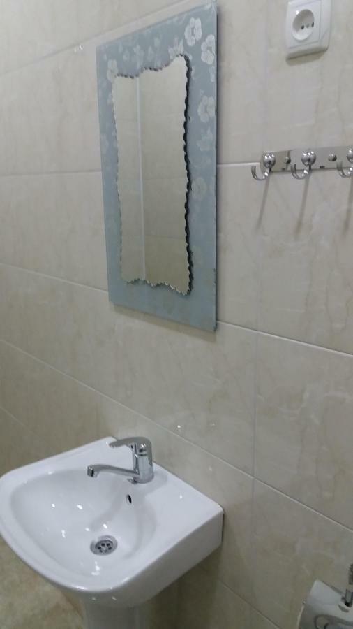 Hotel Imereti Chiatura Bagian luar foto