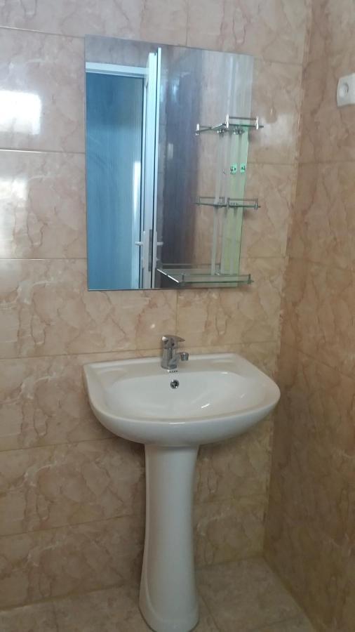Hotel Imereti Chiatura Bagian luar foto